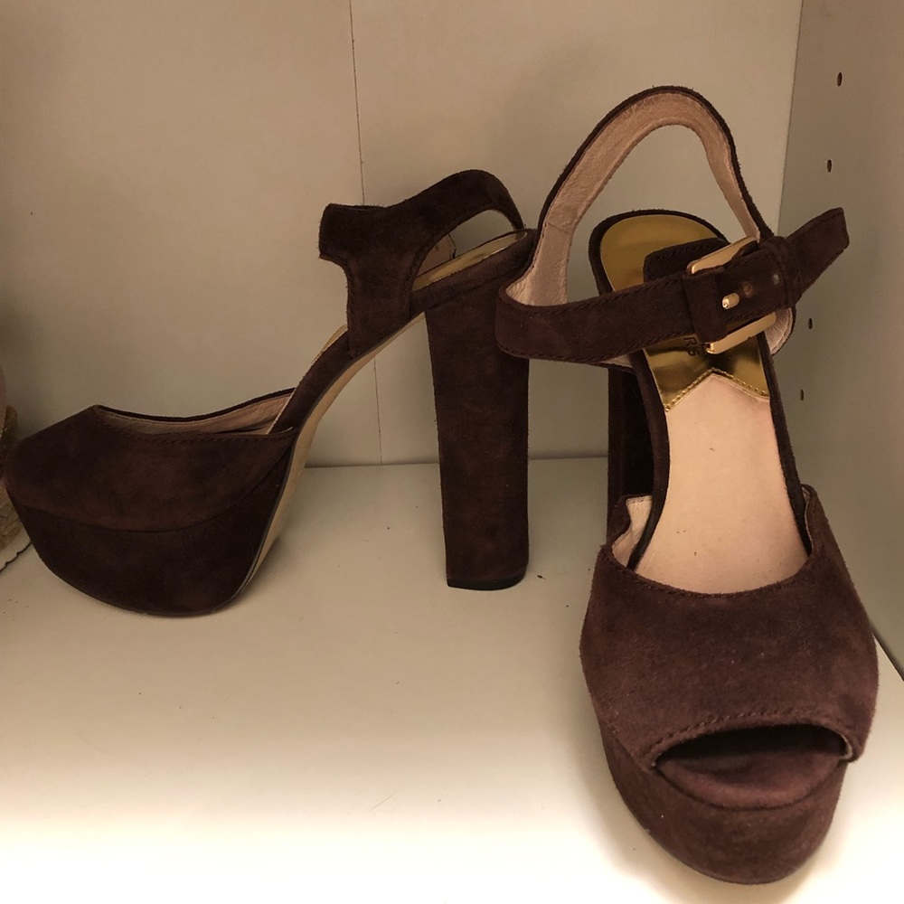 Michael Kors size 6.5 heels